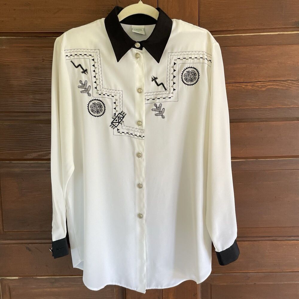 White Blouse Embroidery Buttons Collar Wearable Art Canda 38